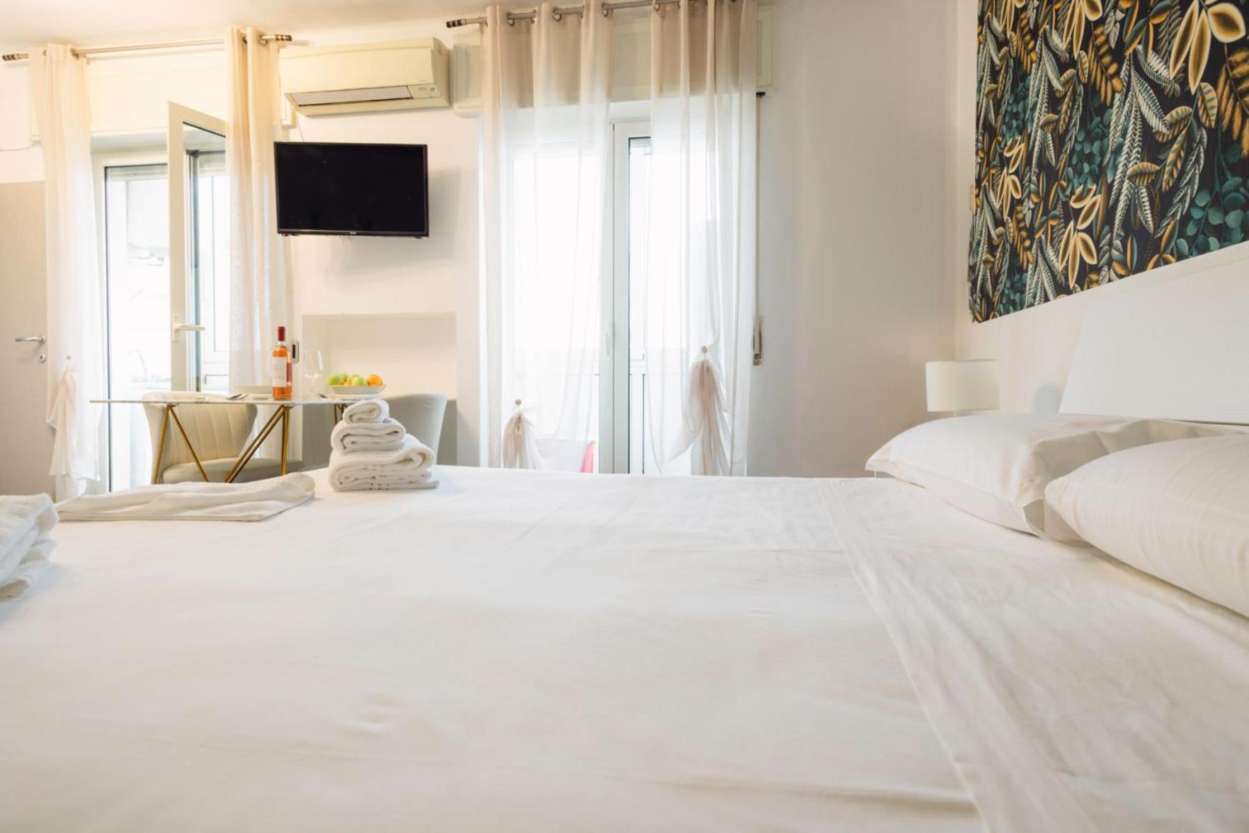 Bari Central Suite - Central Apartment With Sea View - Bari Exterior foto